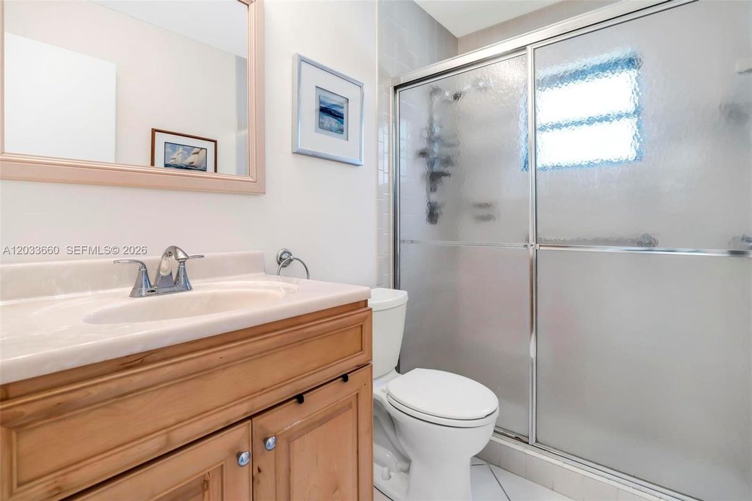 For Sale: $368,000 (2 beds, 2 baths, 1470 Square Feet)