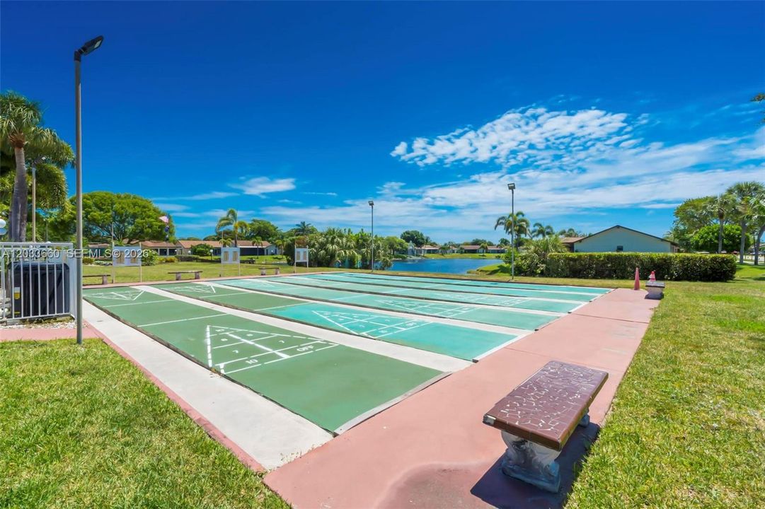 For Sale: $368,000 (2 beds, 2 baths, 1470 Square Feet)