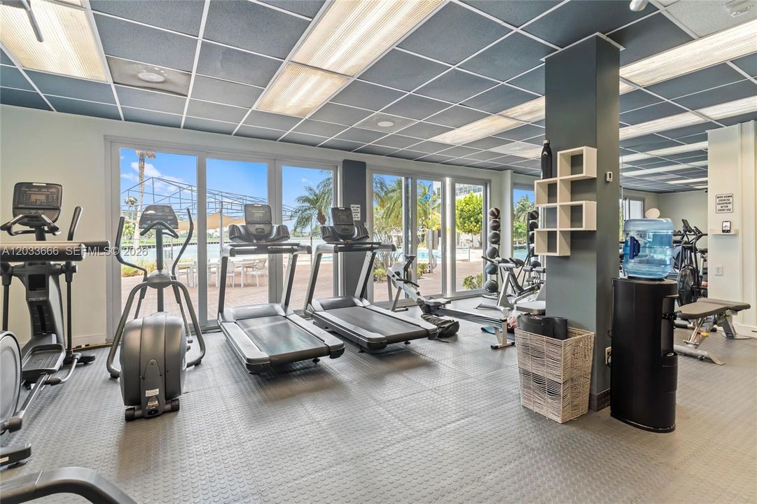 For Sale: $495,000 (1 beds, 1 baths, 1150 Square Feet)