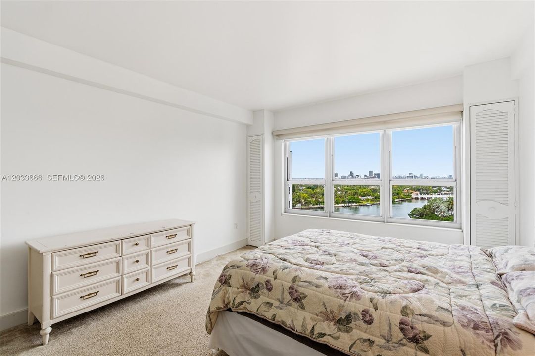 For Sale: $495,000 (1 beds, 1 baths, 1150 Square Feet)