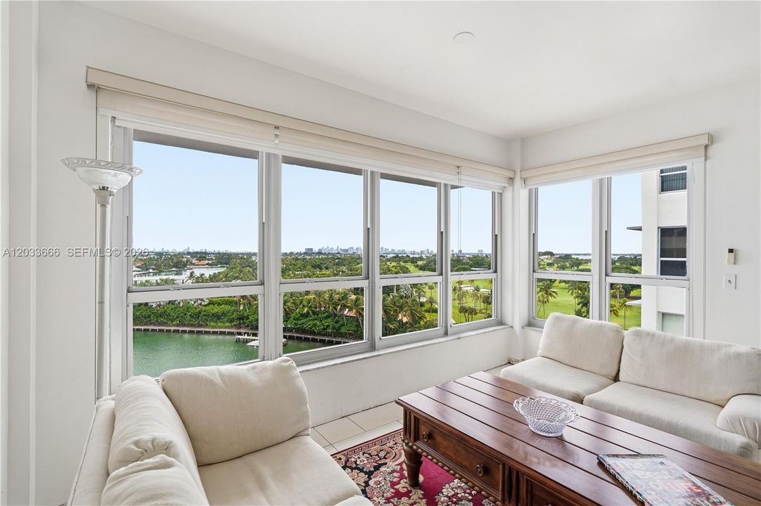 For Sale: $495,000 (1 beds, 1 baths, 1150 Square Feet)