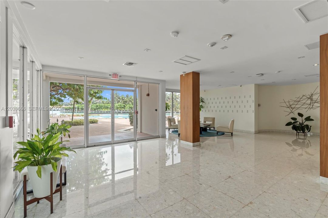 For Sale: $495,000 (1 beds, 1 baths, 1150 Square Feet)