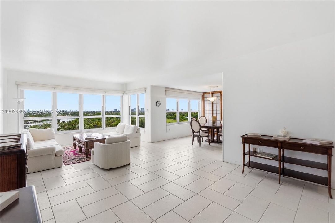 For Sale: $495,000 (1 beds, 1 baths, 1150 Square Feet)