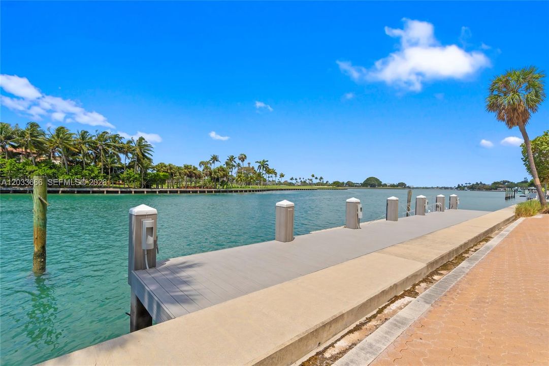 For Sale: $495,000 (1 beds, 1 baths, 1150 Square Feet)