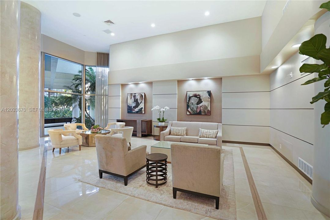 На продажу: $539,000 (2 спален, 2 ванн, 1353 Квадратных фут)