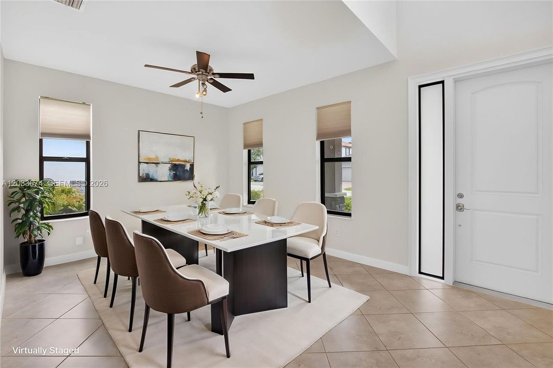 En Venta: $720,000 (4 camas, 3 baños, 2329 Pies cuadrados)