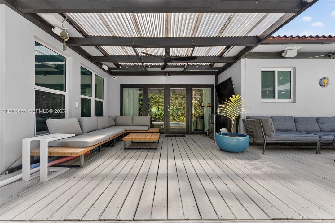 For Rent: $12,000 (4 beds, 3 baths, 2181 Square Feet)