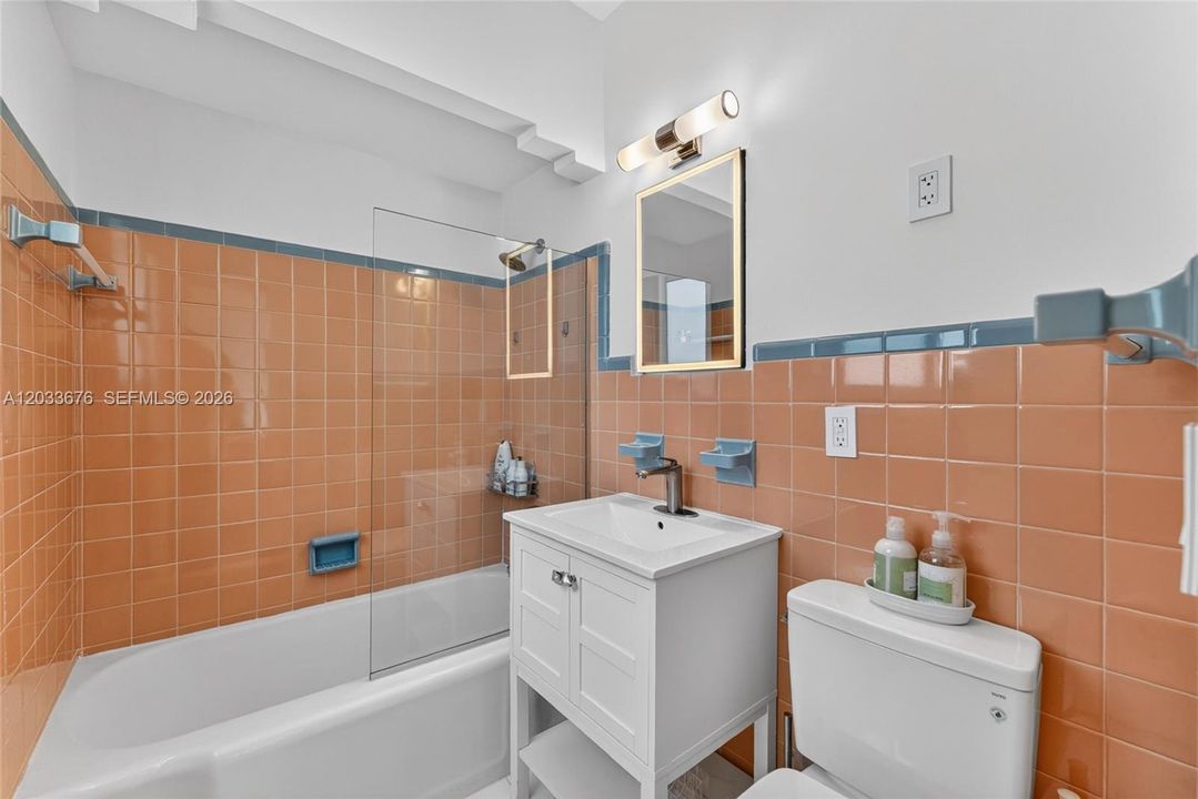 For Rent: $12,000 (4 beds, 3 baths, 2181 Square Feet)