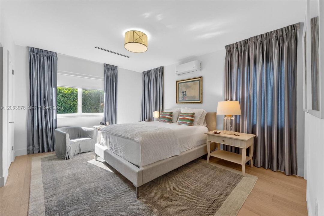 For Rent: $12,000 (4 beds, 3 baths, 2181 Square Feet)