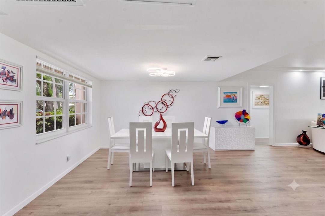 dining room table v2