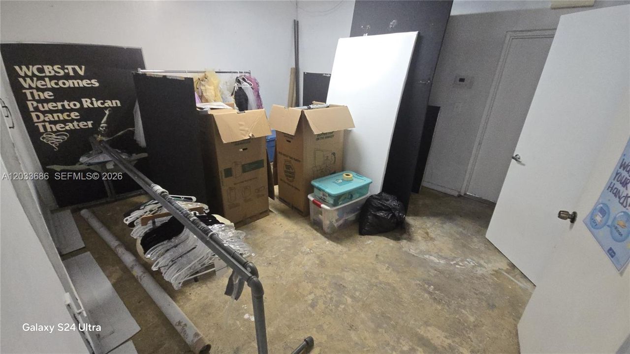 For Rent: $5,800 (0 beds, 0 baths, 0 Square Feet)