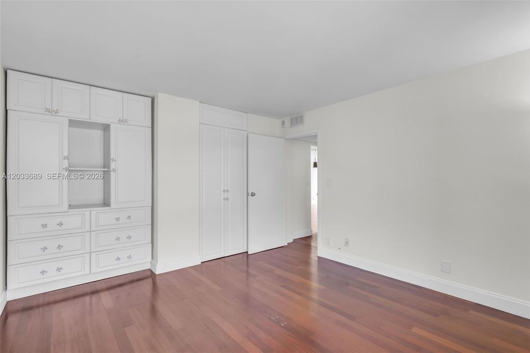 For Rent: $3,700 (2 beds, 2 baths, 1168 Square Feet)