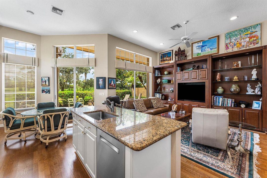 010-247CoralCayTerrace-PalmBeachGardens-
