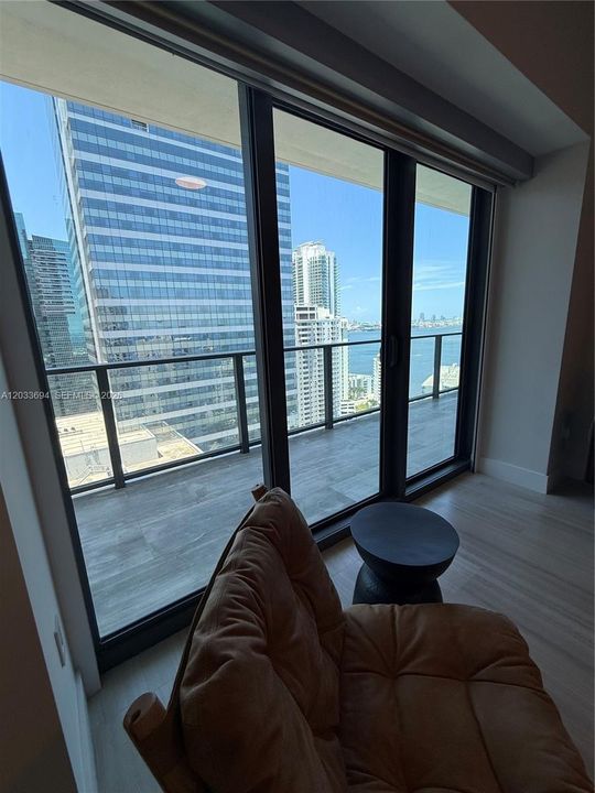Recently Rented: $11,950 (2 beds, 2 baths, 1287 Square Feet)