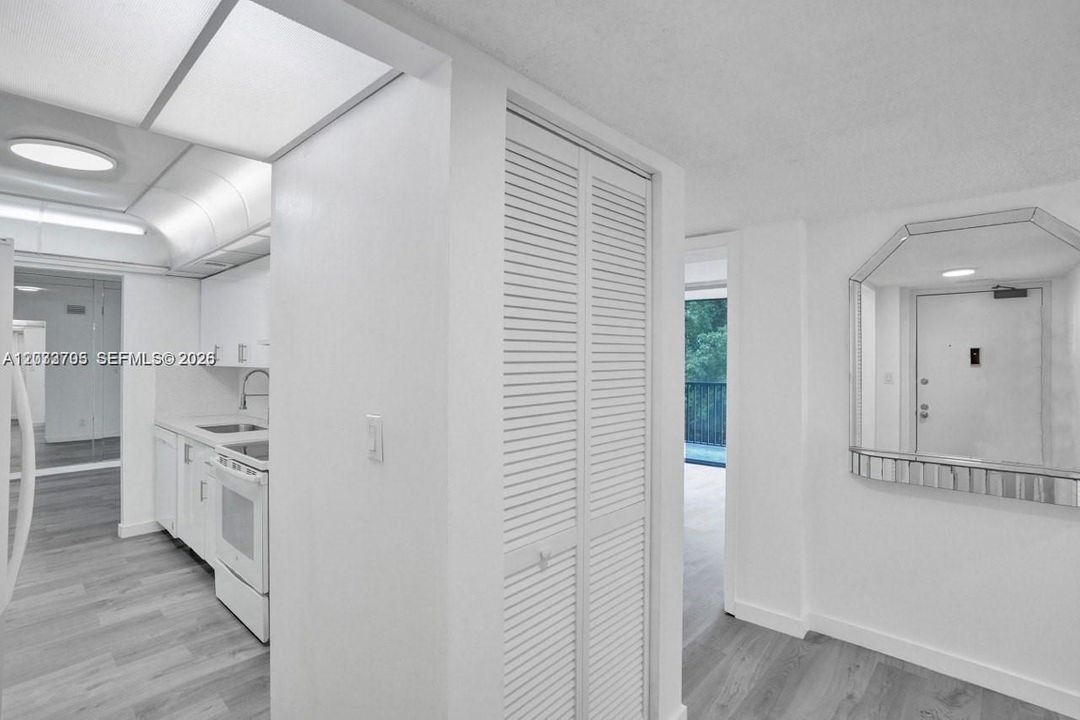 En Venta: $158,999 (2 camas, 2 baños, 1296 Pies cuadrados)