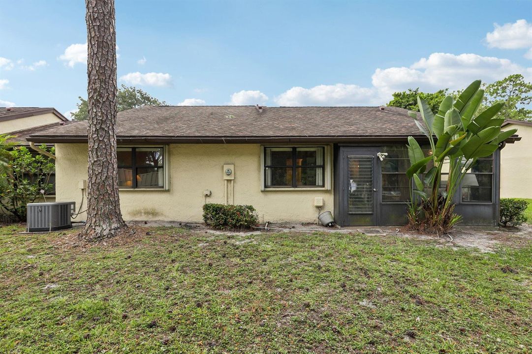 29-web-or-mls-Pinto Palm Ct-S0706-030