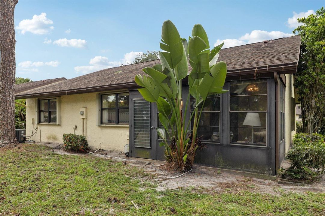 28-web-or-mls-Pinto Palm Ct-S0706-029