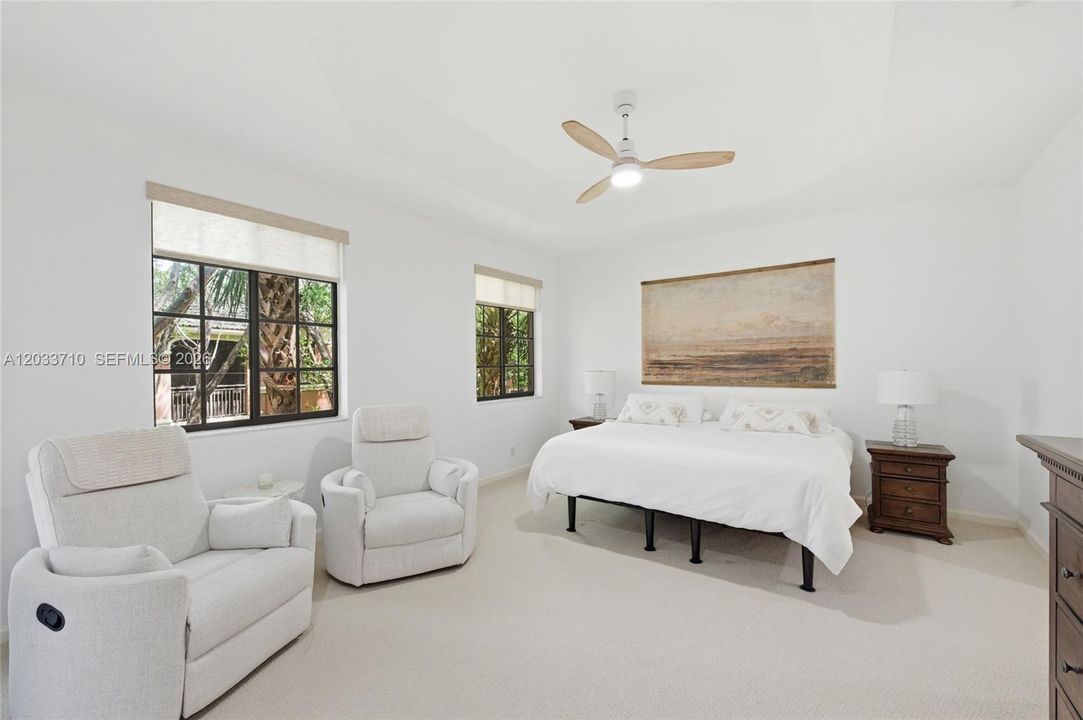For Sale: $899,000 (4 beds, 2 baths, 2360 Square Feet)