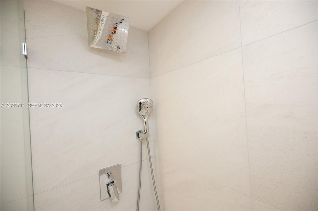 For Sale: $715,000 (2 beds, 2 baths, 1603 Square Feet)