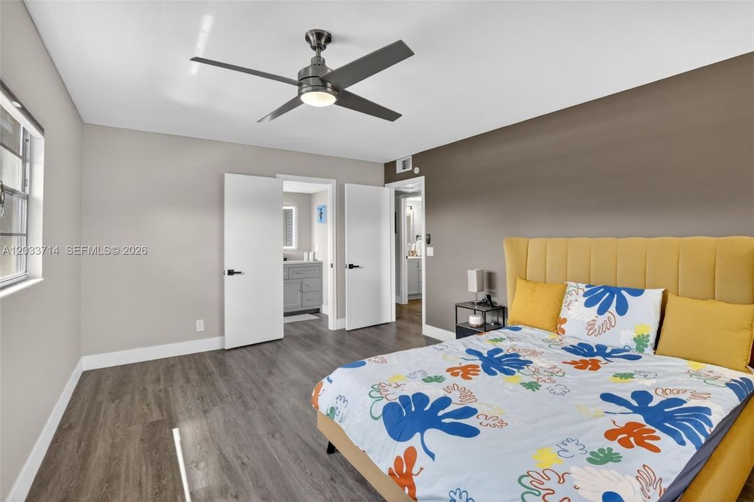 For Sale: $245,000 (2 beds, 2 baths, 1166 Square Feet)