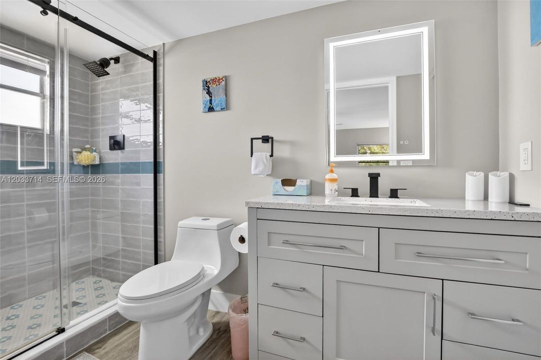 For Sale: $245,000 (2 beds, 2 baths, 1166 Square Feet)