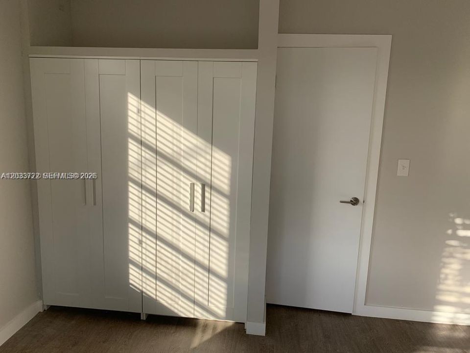 For Rent: $1,650 (1 beds, 1 baths, 650 Square Feet)