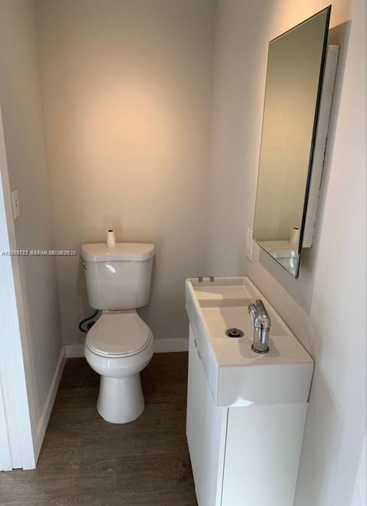 For Rent: $1,650 (1 beds, 1 baths, 650 Square Feet)
