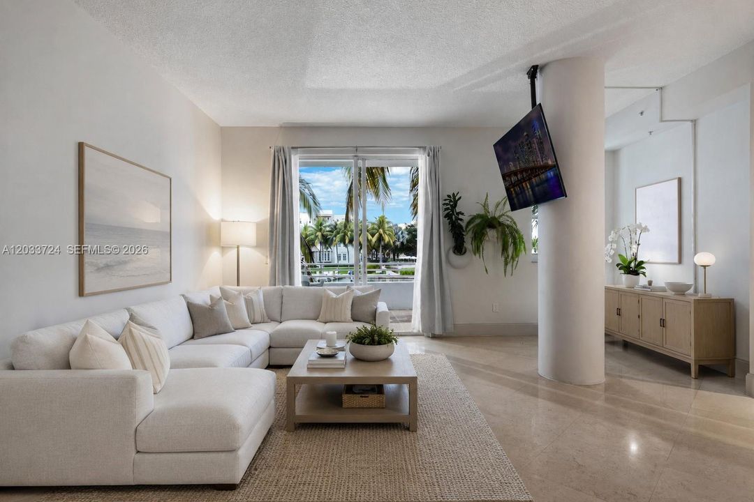 En Venta: $799,000 (2 camas, 2 baños, 1331 Pies cuadrados)