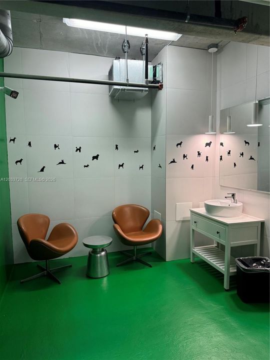 For Rent: $4,000 (2 beds, 2 baths, 1179 Square Feet)