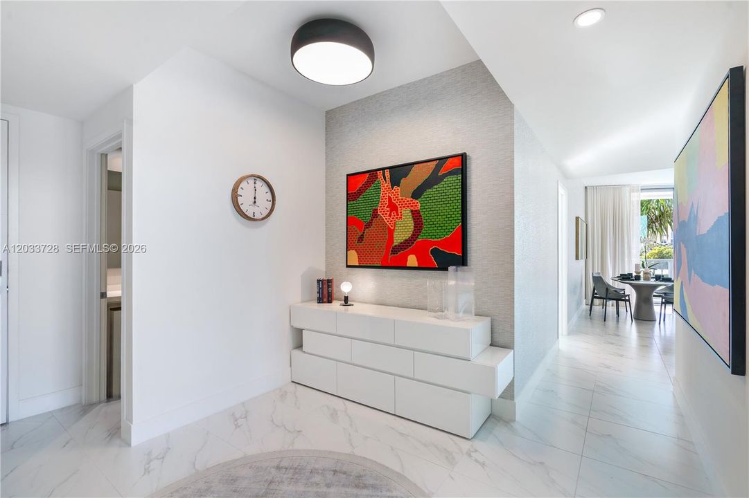 For Rent: $4,000 (2 beds, 2 baths, 1179 Square Feet)
