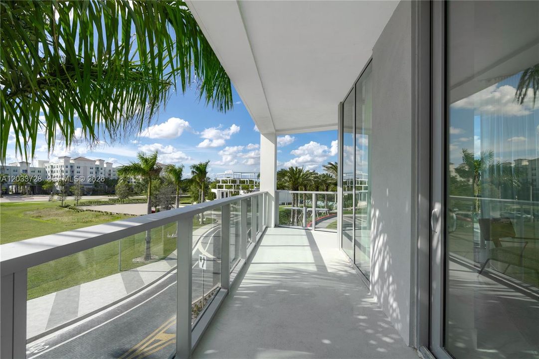 For Rent: $4,000 (2 beds, 2 baths, 1179 Square Feet)