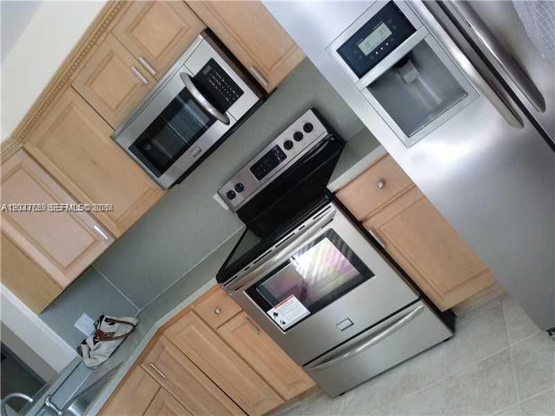 En Renta: $2,000 (3 camas, 2 baños, 1195 Pies cuadrados)