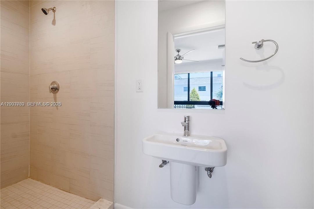 For Sale: $754,000 (3 beds, 3 baths, 1597 Square Feet)