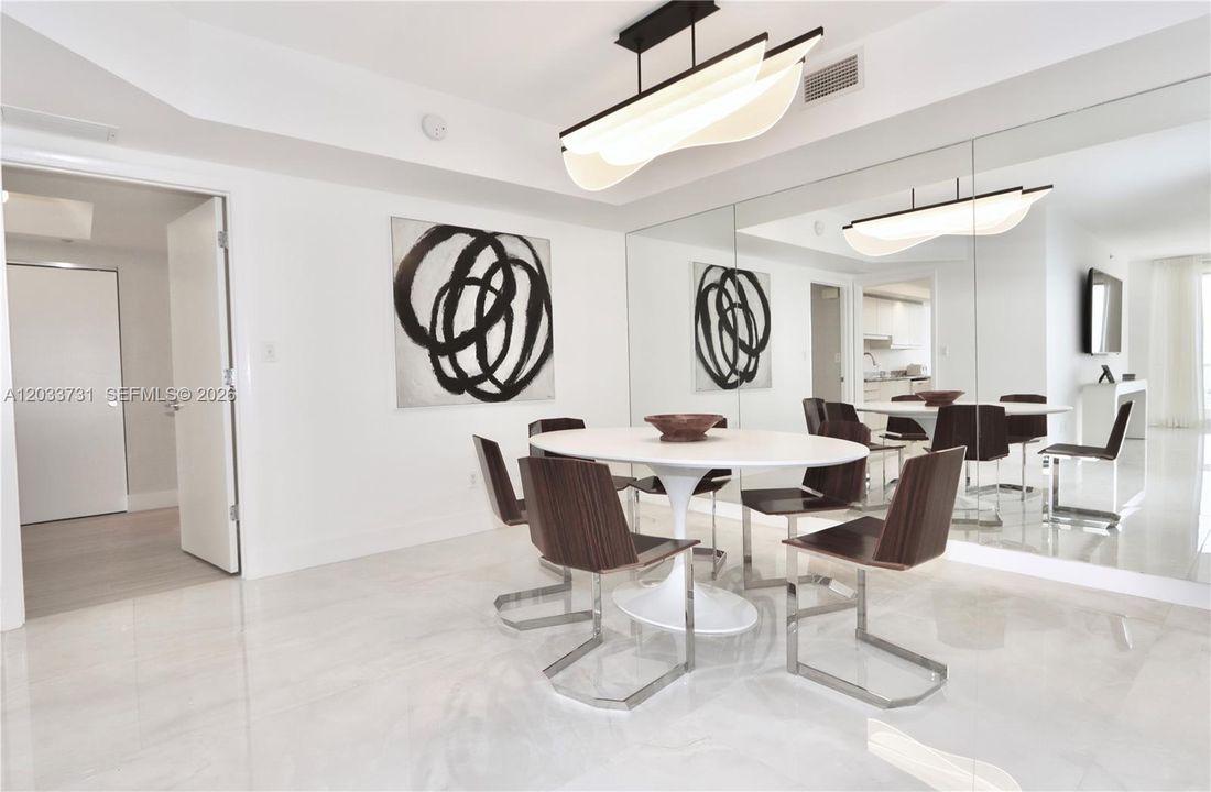 For Rent: $8,500 (2 beds, 2 baths, 1750 Square Feet)