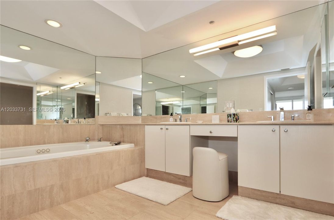 For Rent: $8,500 (2 beds, 2 baths, 1750 Square Feet)