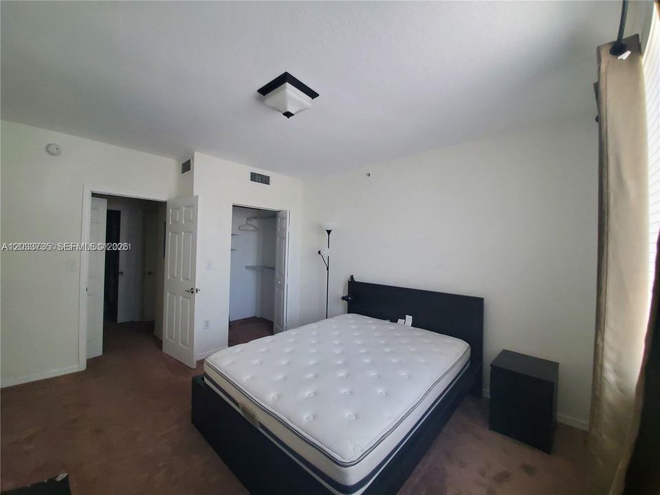 En Renta: $2,850 (2 camas, 2 baños, 1001 Pies cuadrados)