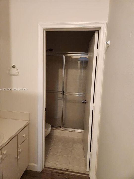For Rent: $2,650 (3 beds, 2 baths, 1391 Square Feet)