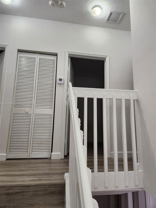For Rent: $2,650 (3 beds, 2 baths, 1391 Square Feet)