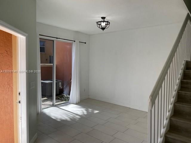 For Rent: $2,650 (3 beds, 2 baths, 1391 Square Feet)