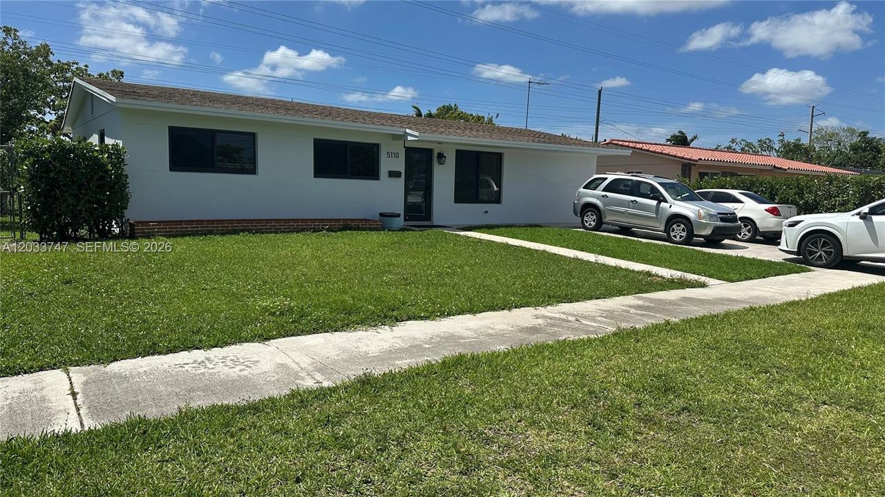 For Rent: $3,500 (3 beds, 1 baths, 1164 Square Feet)