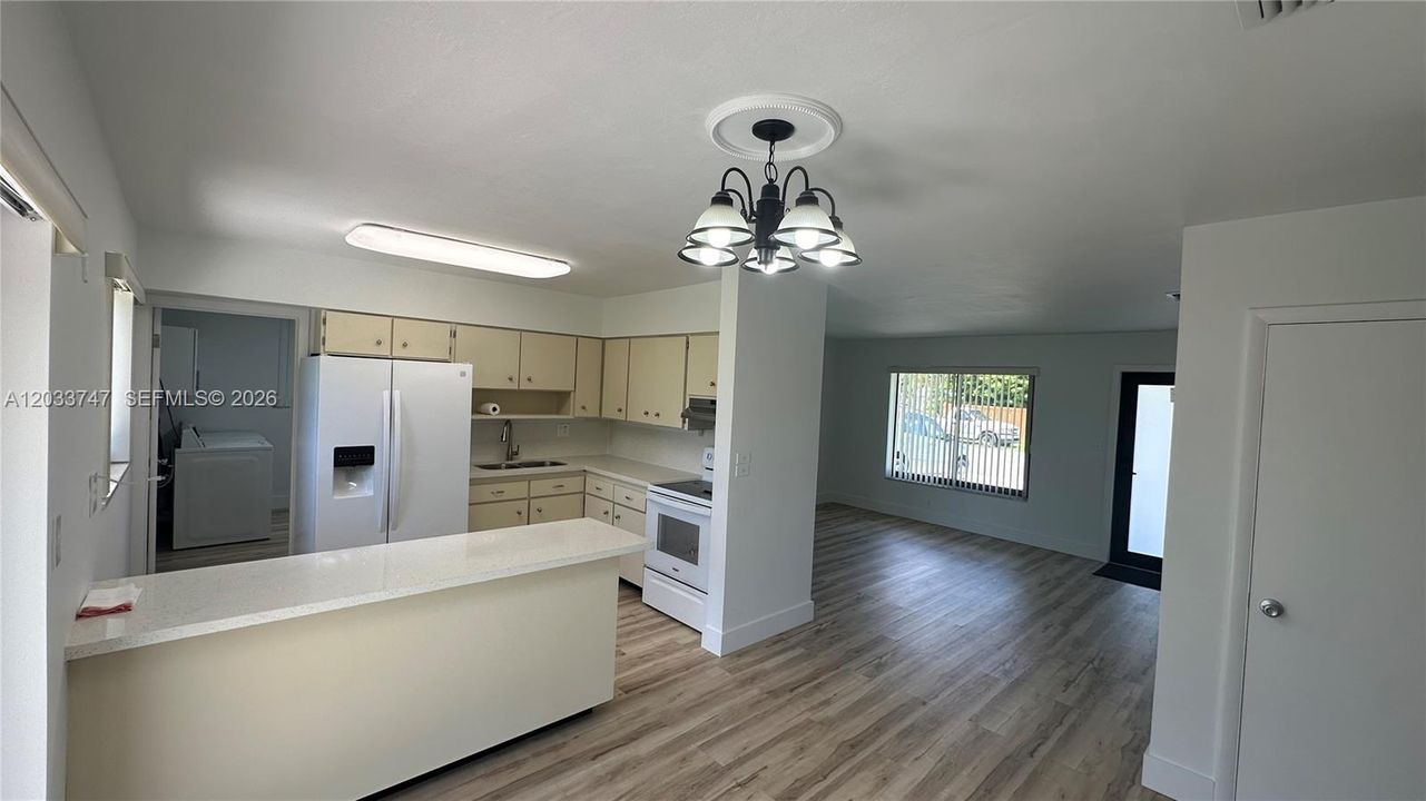 For Rent: $3,500 (3 beds, 1 baths, 1164 Square Feet)