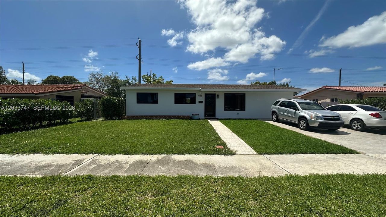 For Rent: $3,500 (3 beds, 1 baths, 1164 Square Feet)