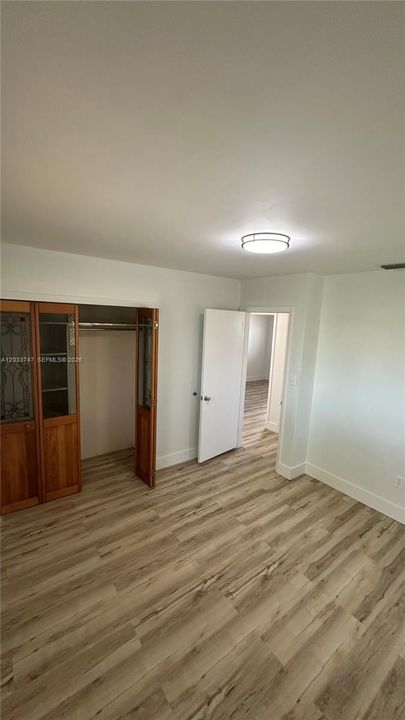 For Rent: $3,500 (3 beds, 1 baths, 1164 Square Feet)