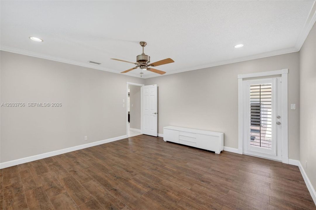 For Sale: $1,095,000 (4 beds, 3 baths, 2730 Square Feet)