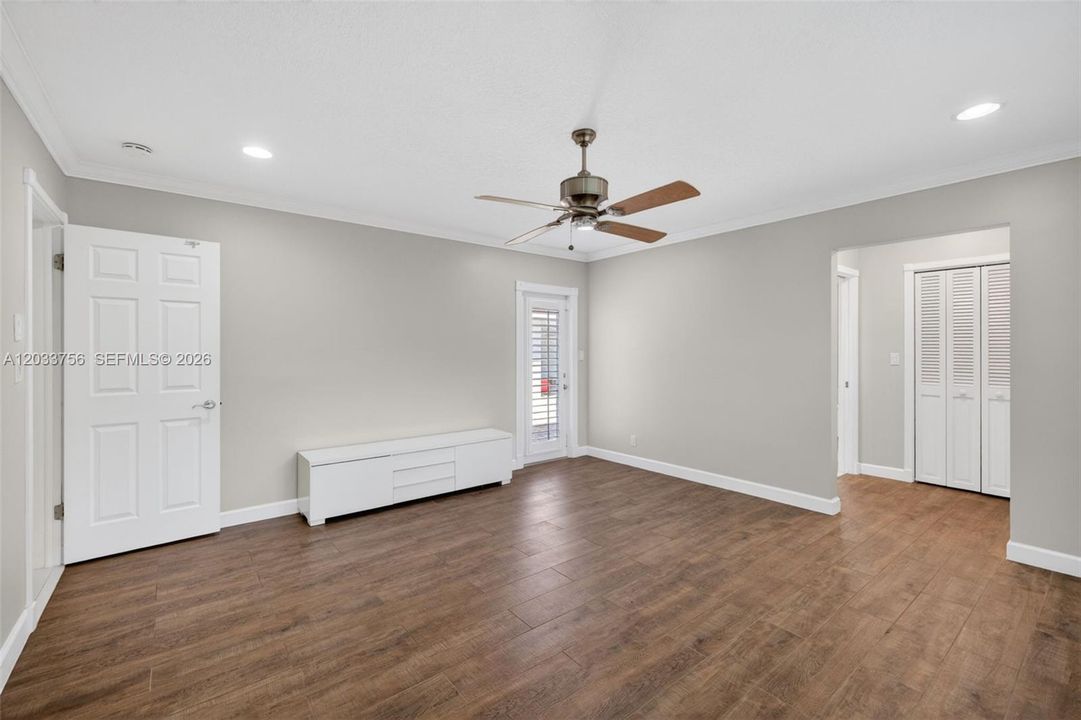 For Sale: $1,095,000 (4 beds, 3 baths, 2730 Square Feet)