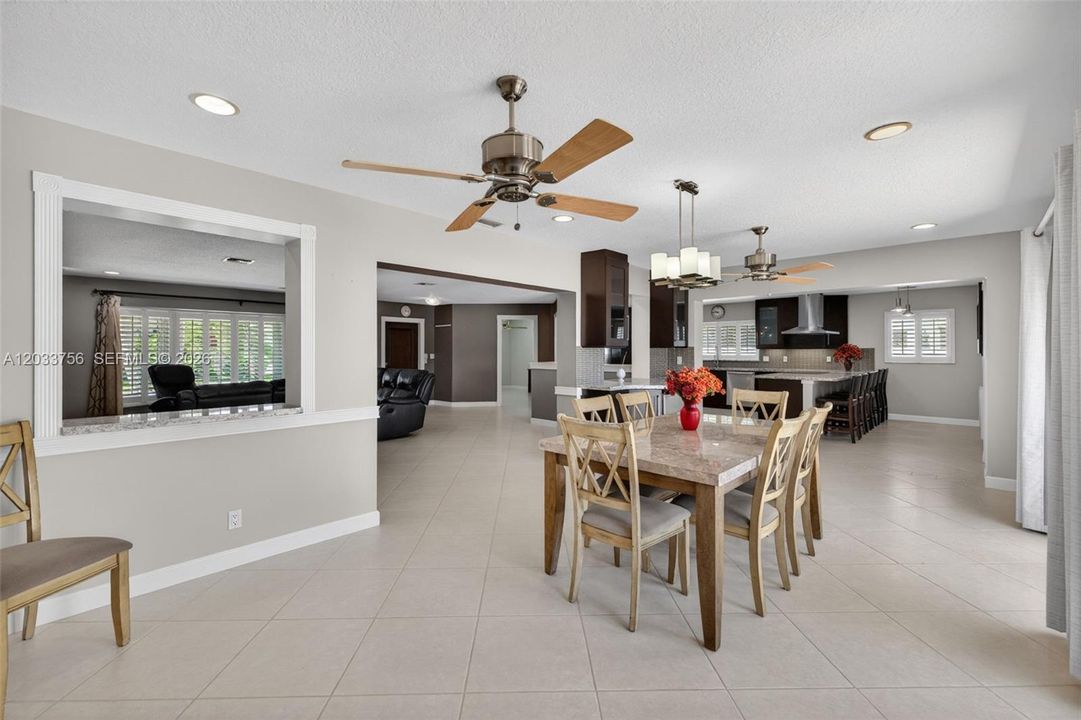 For Sale: $1,095,000 (4 beds, 3 baths, 2730 Square Feet)