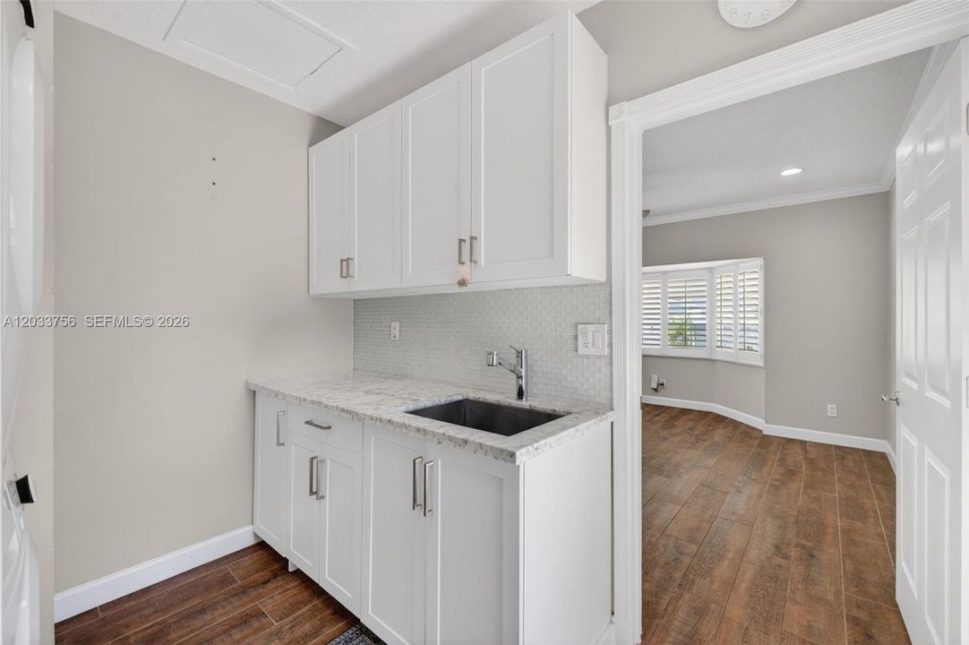 For Sale: $1,095,000 (4 beds, 3 baths, 2730 Square Feet)