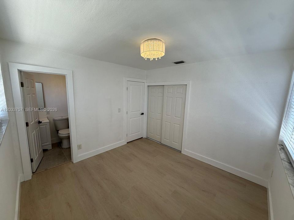 For Sale: $495,000 (3 beds, 2 baths, 1120 Square Feet)