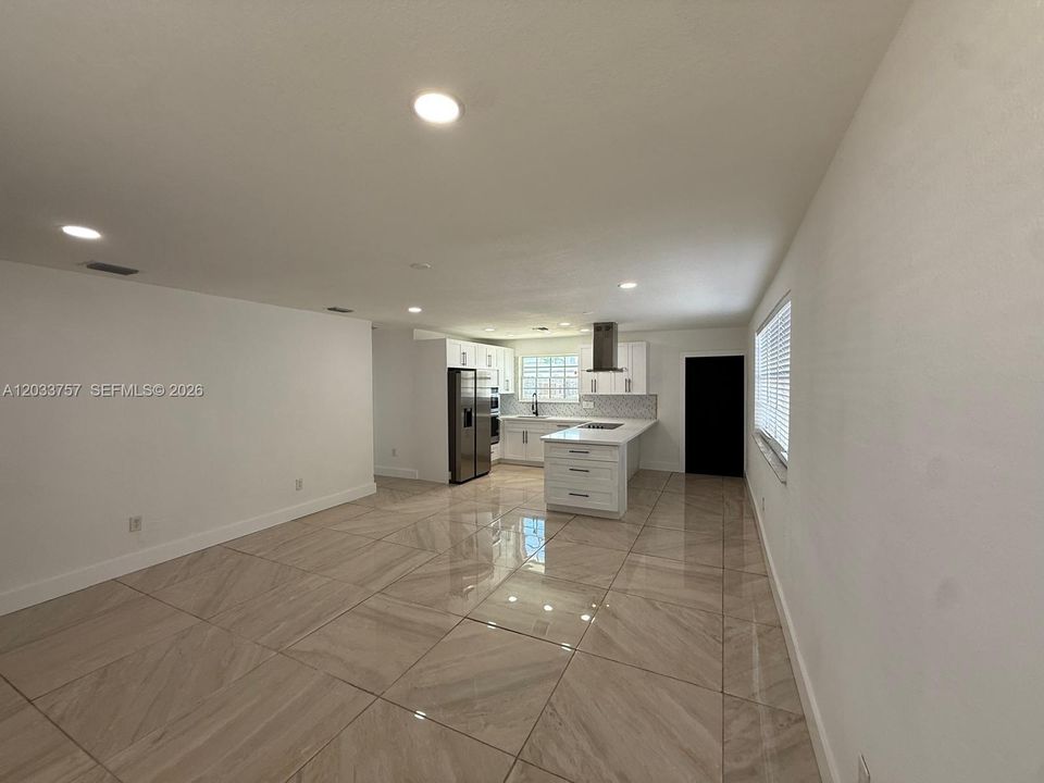 For Sale: $495,000 (3 beds, 2 baths, 1120 Square Feet)