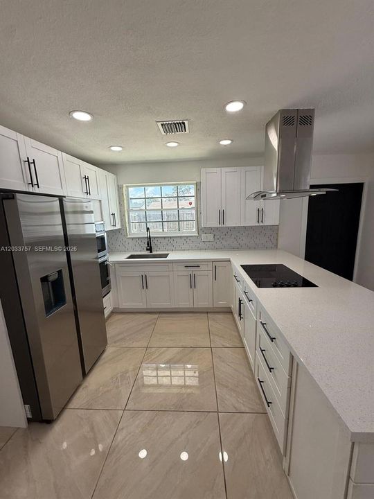 For Sale: $495,000 (3 beds, 2 baths, 1120 Square Feet)